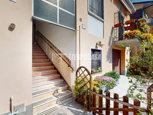 Villa Schiera in vendita a Pantigliate, Lombardia