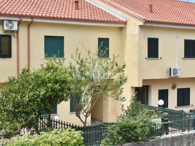 Villa Schiera in vendita a Calabria, Cosenza