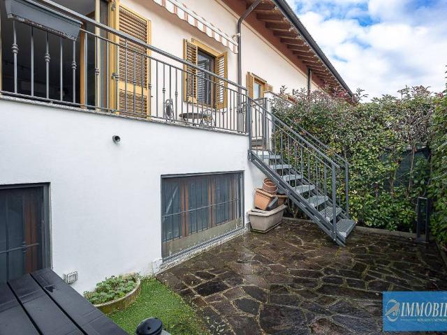 Villa Schiera in vendita a Parabiago, Lombardia