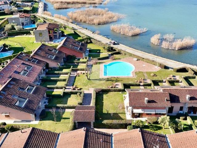 Villa Schiera in vendita a Paratico, Brescia