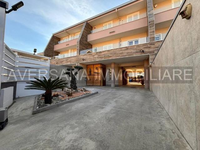 Villa Schiera in vendita a Parete, Campania