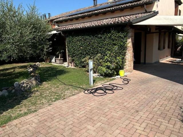 Villa Schiera in vendita a San Pancrazio, Sorbolo