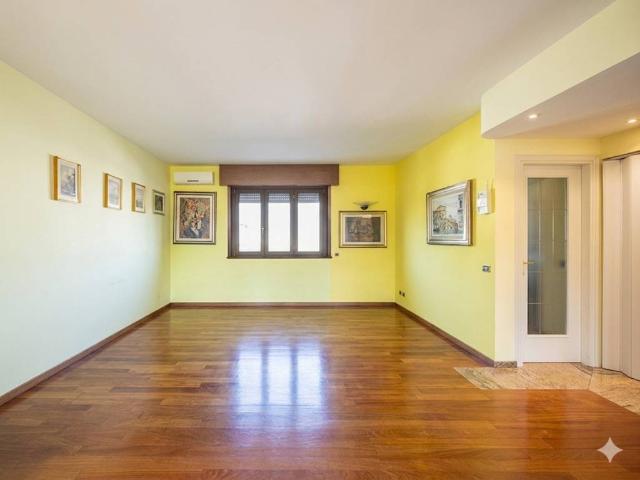 Villa Schiera in vendita a San Pancrazio, Sorbolo
