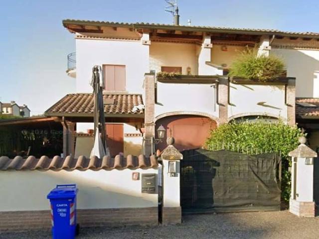 Villa Schiera in vendita a Golese, Sorbolo