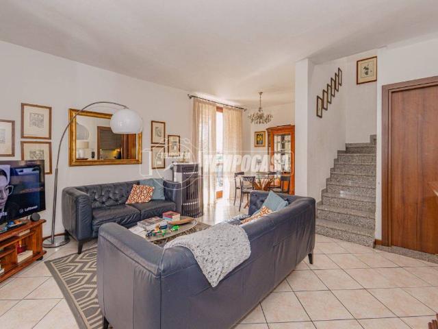 Villa Schiera in vendita a Parona, Lombardia