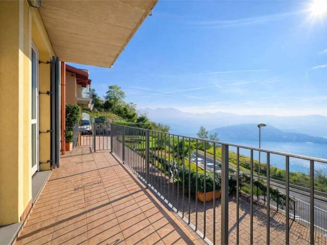 Villa Schiera in vendita a Parzanica, Lombardia