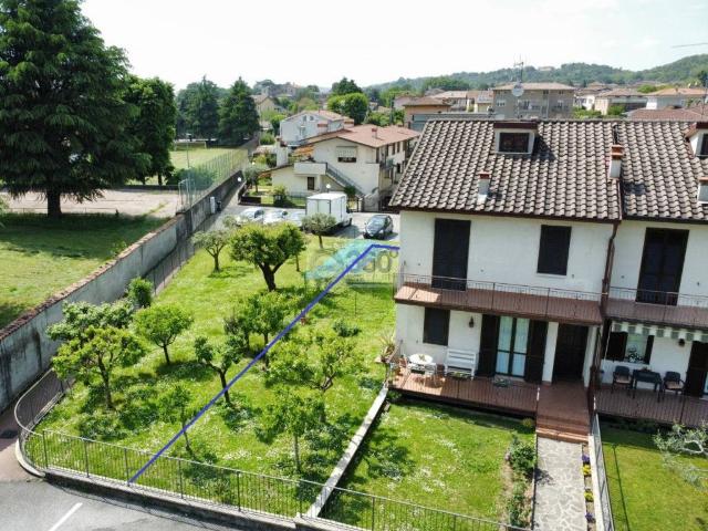 Villa Schiera in vendita a Passirano, Lombardia