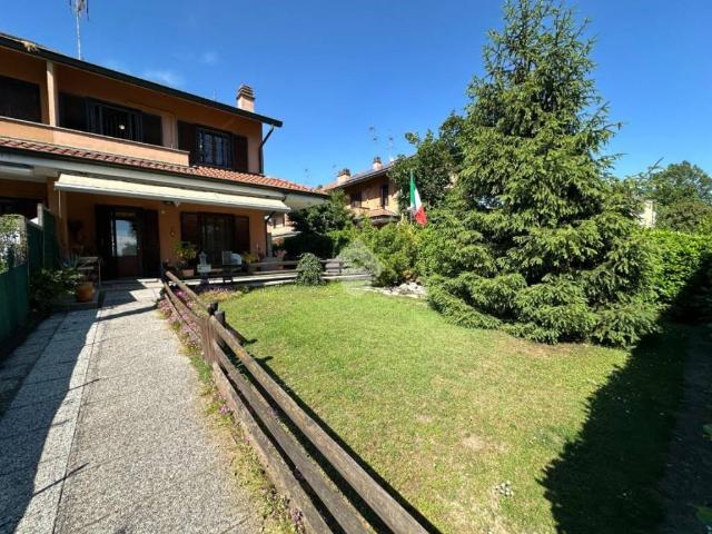 Villa Schiera in vendita a Paullo, Lombardia