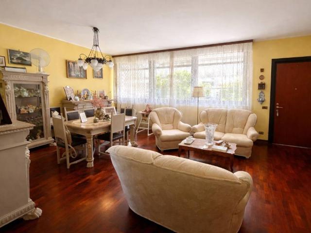 Villa Schiera in vendita a Paullo, Lombardia