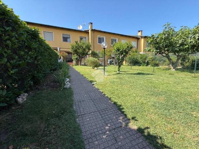 Villa Schiera in vendita a Paullo, Lombardia