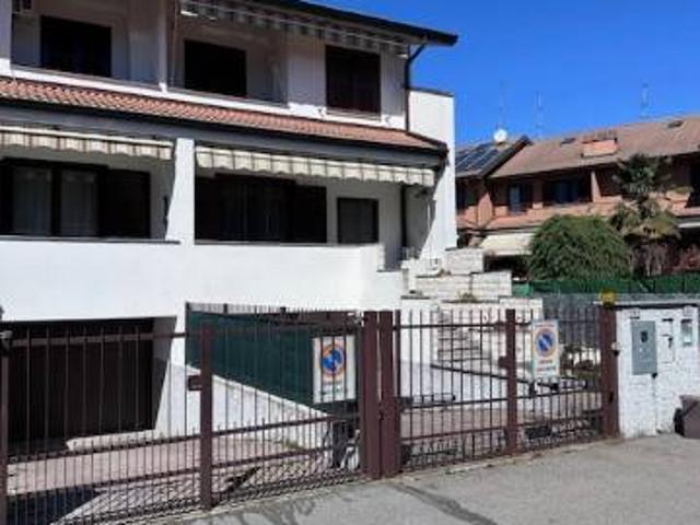 Villa Schiera in vendita a Paullo, Lombardia