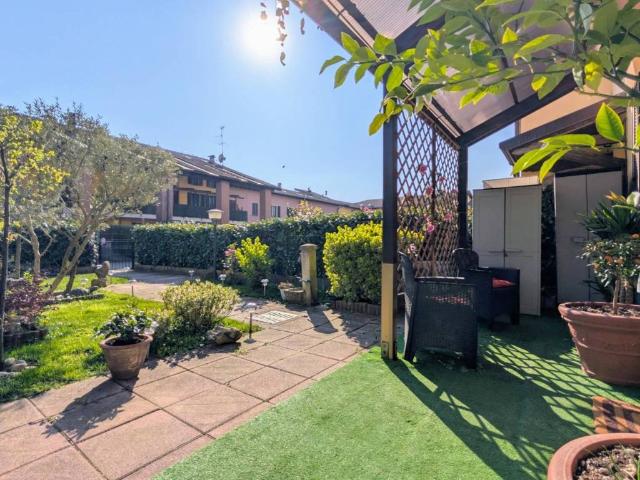 Villa Schiera in vendita a Cascina Morona, Pavia