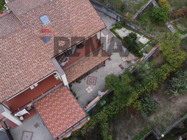 Villa Schiera in vendita a Pedara, Sicilia