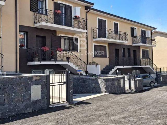 Villa Schiera in vendita a Pedara, Sicilia