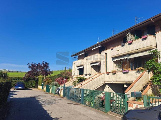 Villa Schiera in vendita a Unione di Comuni Valdarno e Valdisieve, Pelago