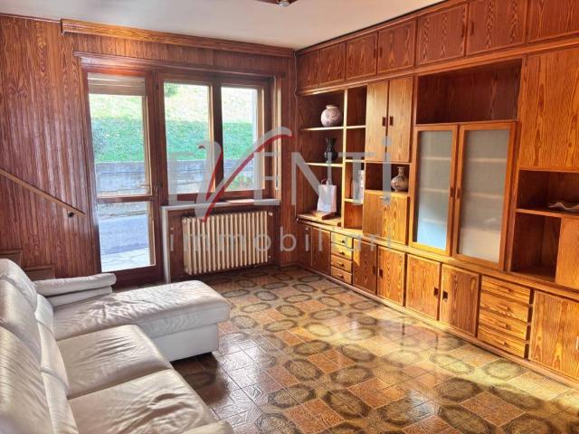 Villa Schiera in vendita a Borgata Combe, Piemonte
