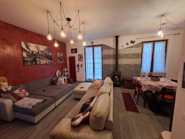 Villa Schiera in vendita a Persico Dosimo, Lombardia