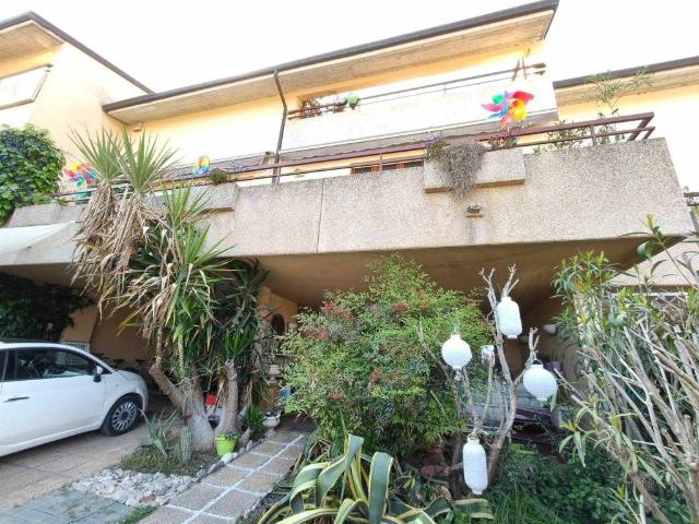 Villa Schiera in vendita a Villa Pitignano, Cenerente