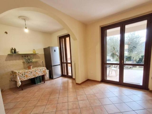 Villa Schiera in vendita a Villa Pitignano, Cenerente