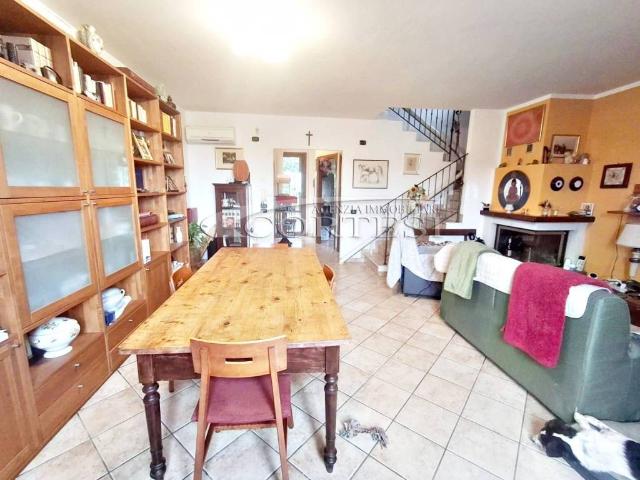 Villa Schiera in vendita a Cenerente, Umbria