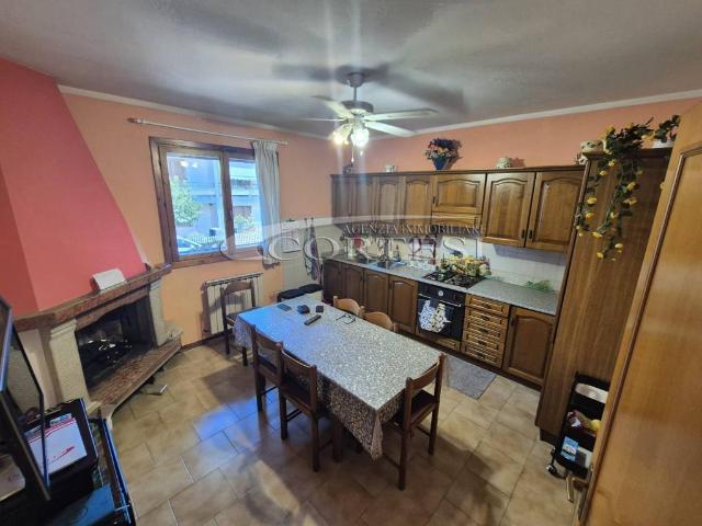 Villa Schiera in vendita a Ponte San Giovanni, Cenerente