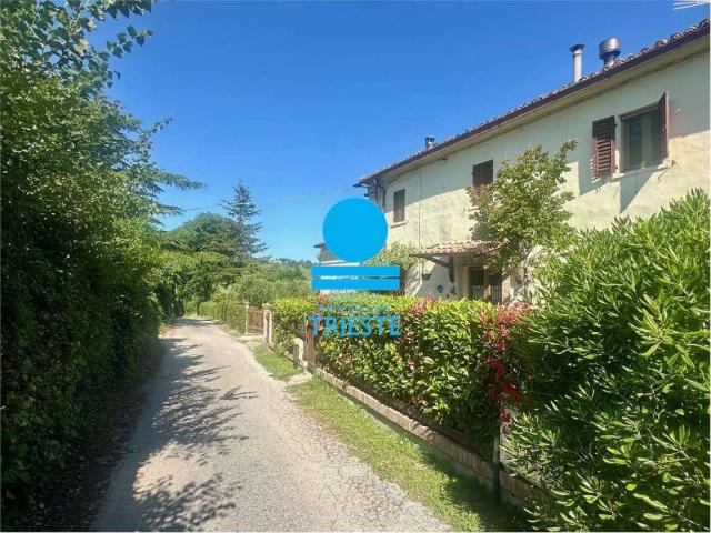 Appartamento in vendita a Cerreto, Marche