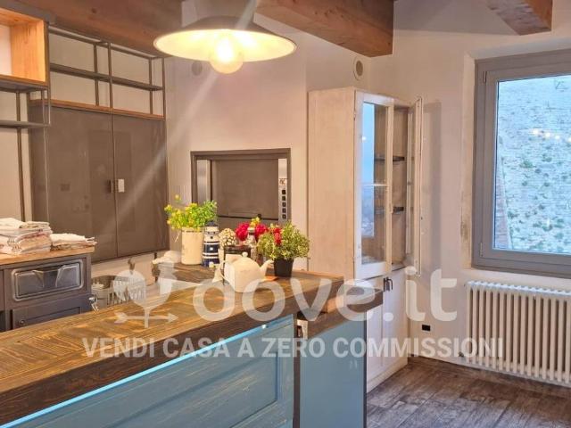 Villa Schiera in vendita a Marche, Pesaro E Urbino