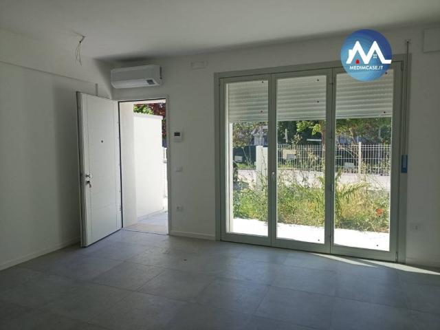 Villa Schiera in vendita a Cattabrighe, Marche