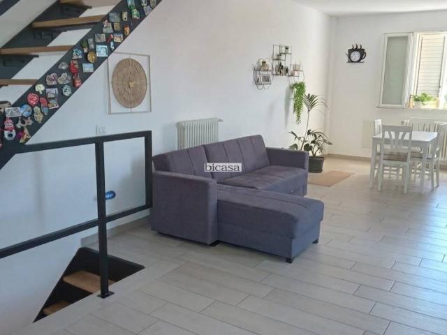Villa Schiera in vendita a Monteciccardo, Marche