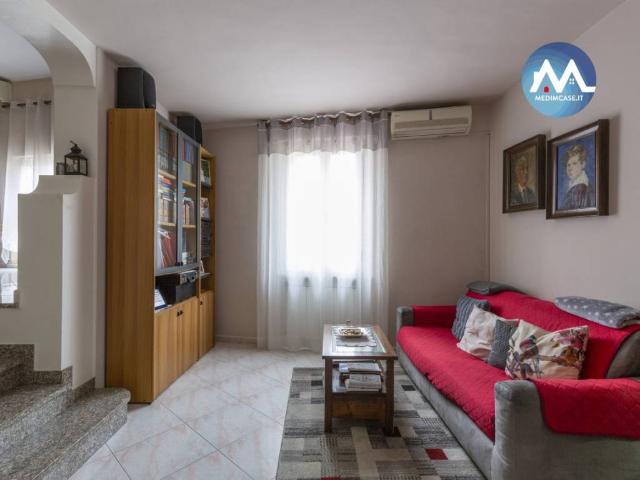Villa Indipendente in vendita a Loreto, Marche