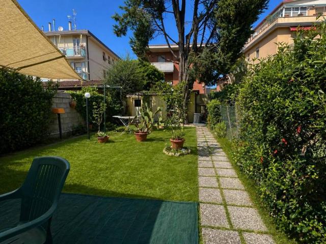 Villa Schiera in vendita a Marche, Pesaro E Urbino