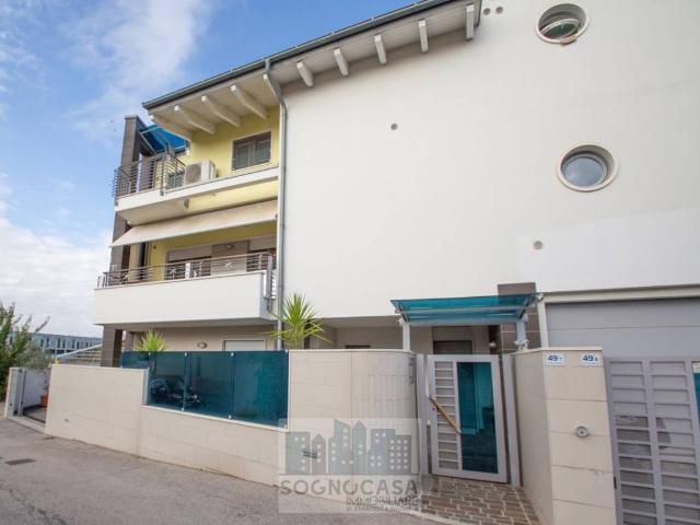 Villa Schiera in vendita a Pescara Colli, Pescara