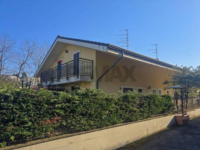Villa Schiera in vendita a San Donato, Pescara