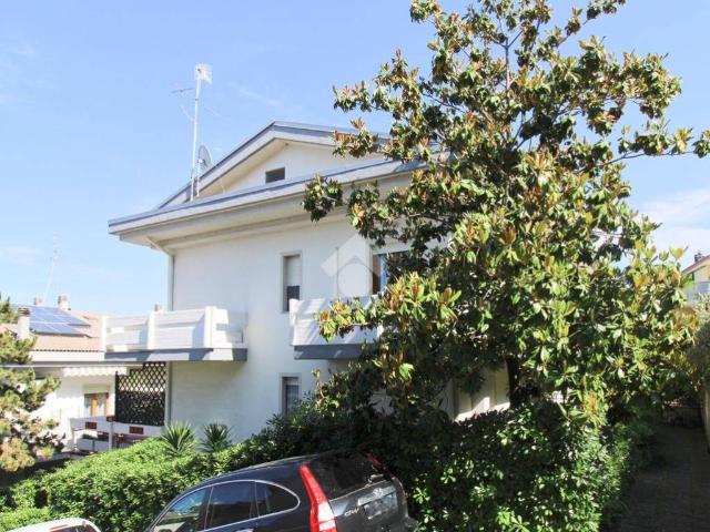 Villa Schiera in vendita a C.da Colle Cervone, Pescara
