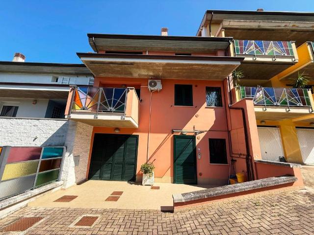 Villa Schiera in vendita a Pescara Colli, Pescara