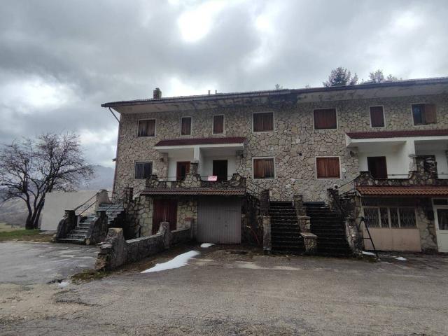 Villa Schiera in vendita a Pescasseroli, Abruzzo