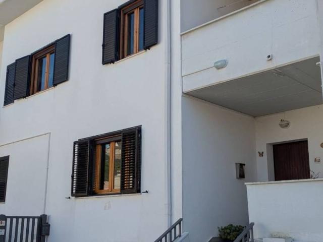 Villa Schiera in vendita a Pesche, Isernia