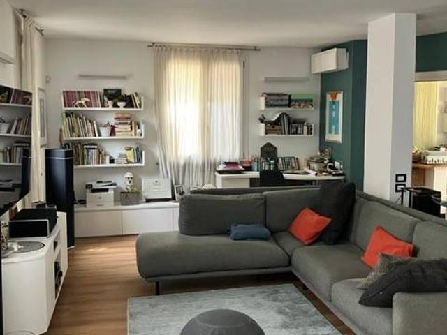 Villa Schiera in vendita a Cascina Fornace, Peschiera Borromeo