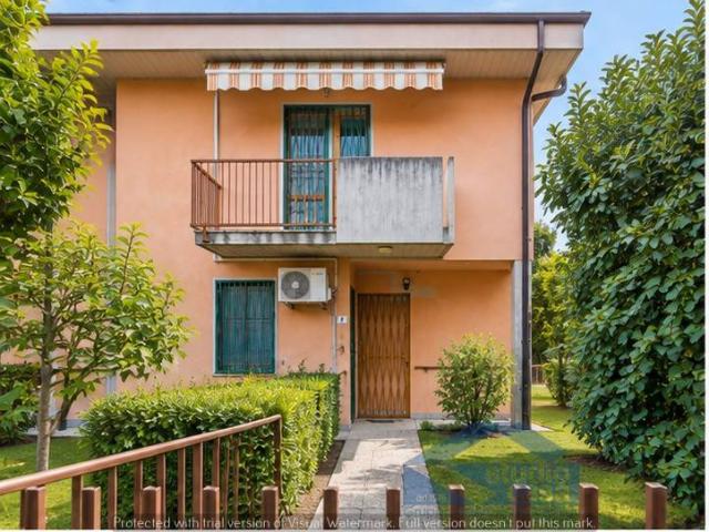 Villa Schiera in vendita a Peschiera del Garda, Verona