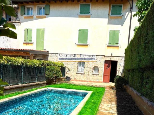 Villa Schiera in vendita a Broglie, Peschiera del Garda