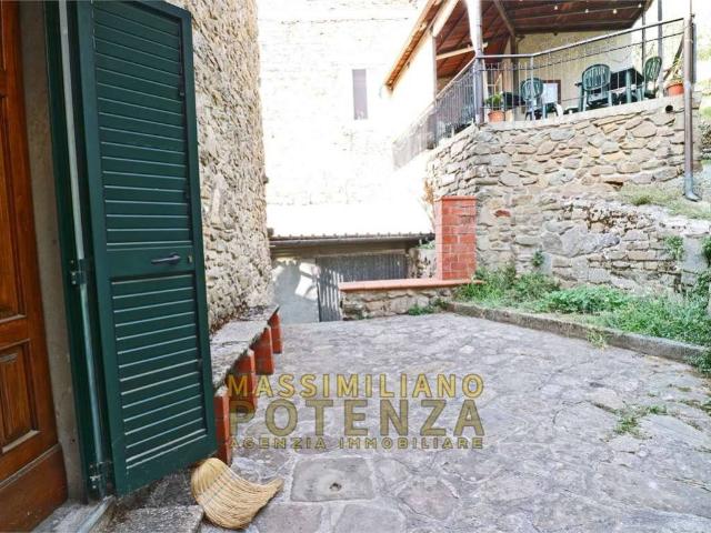 Villa Indipendente in vendita a Ponte di Sorana, Uzzano E Castello