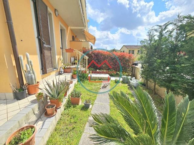 Villa Schiera in vendita a Uzzano E Castello, Toscana