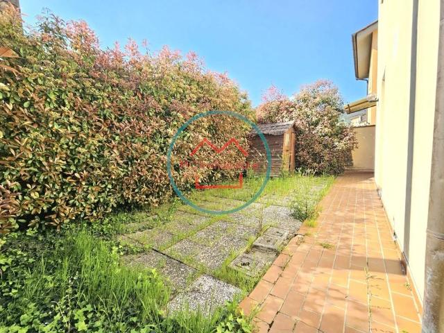 Villa Schiera in vendita a Uzzano E Castello, Pistoia