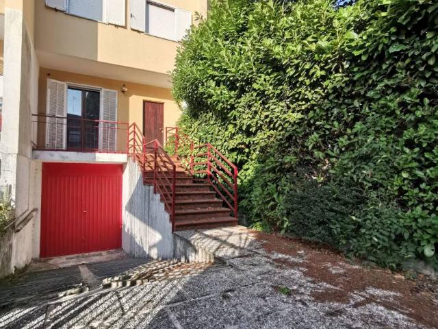 Ville Schiera in vendita a Pessano Con Bornago, Cascina Pariana
