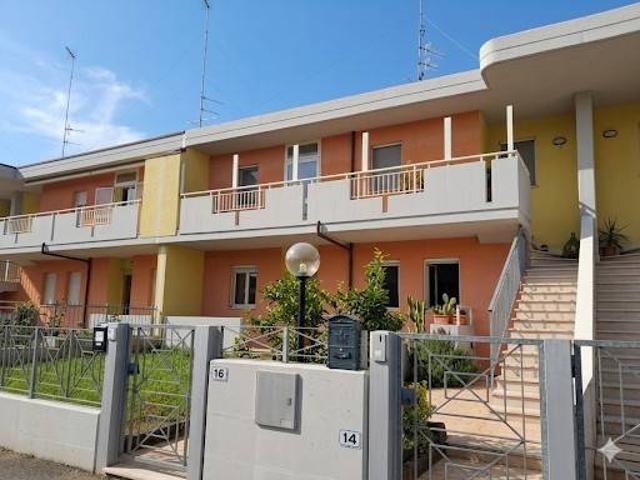 Villa Schiera in vendita a Petacciato, Molise