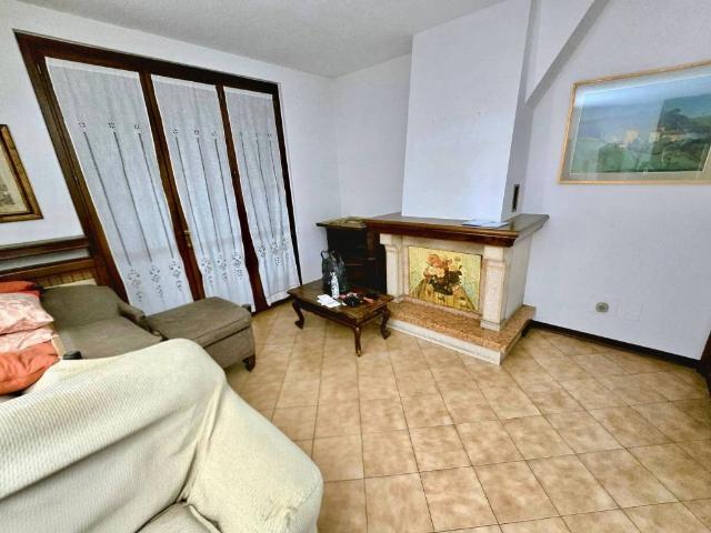 Villa Schiera in vendita a Besurica, Piacenza