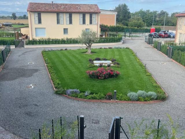 Villa Schiera in vendita a Piacenza, Reggio Emilia