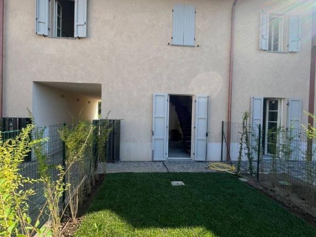 Villa Schiera in vendita a Piacenza, Reggio Emilia