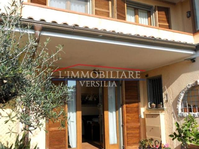 Villa Schiera in vendita a Grocialetto, Tonfano