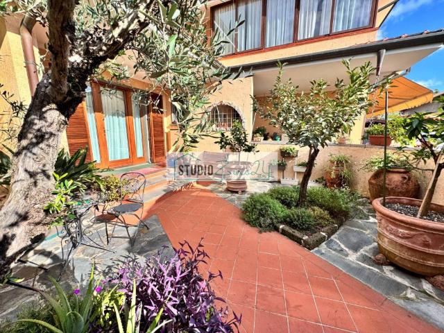 Villa Schiera in vendita a Crociale, Tonfano
